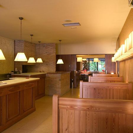 Hotel-Hostal Sport Фальсет Экстерьер фото