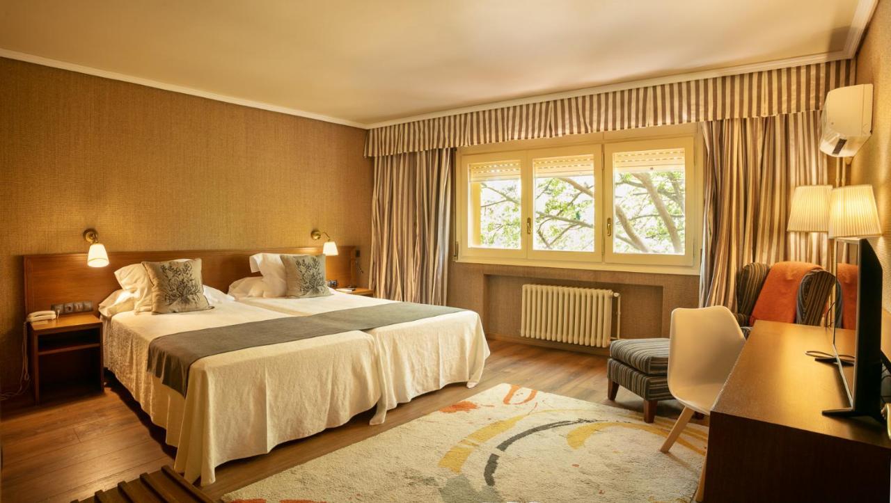 Hotel-Hostal Sport Фальсет Экстерьер фото